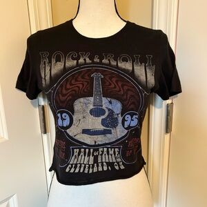 Rare Rock & Roll  Hall of Fame Graphic crop Tee with gatuair 1995